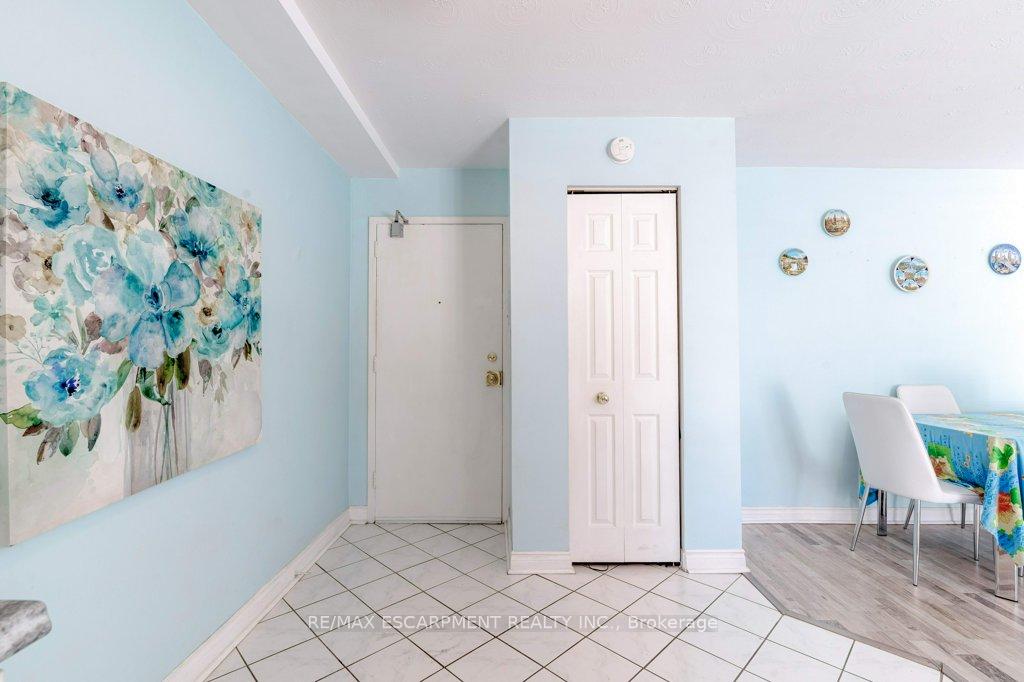 1 Bedroom Condo at 2373 King, Hamilton For sale