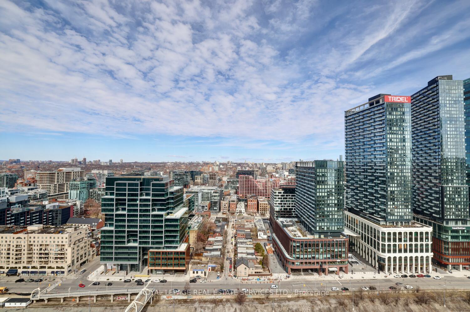 1 Bedroom Condo at 15 Iceboat,  Toronto For sale