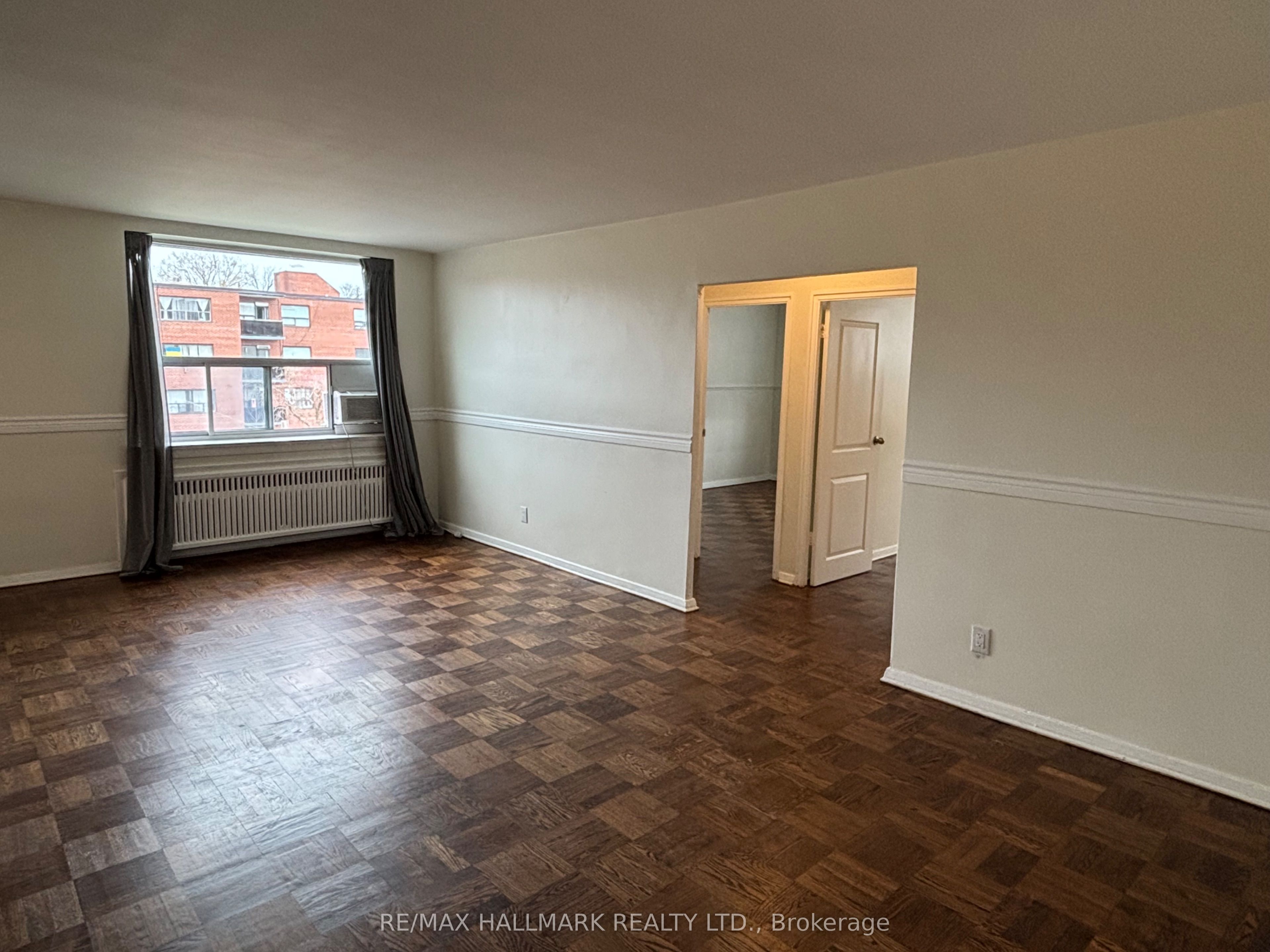 2 Kinsdale Boulevard, #302