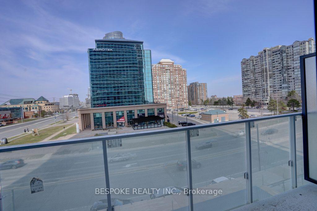 2 Bedrooms Condo at 3900 Confederation, Mississauga For sale