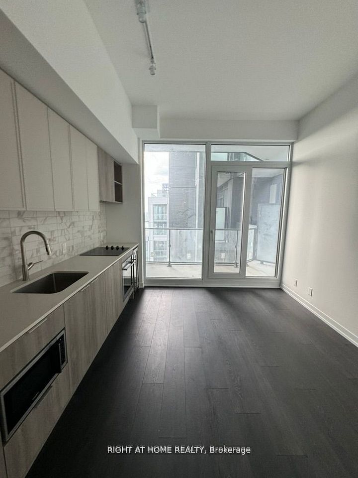 2020 Bathurst Street