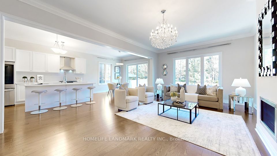 88 Match Point Court, Aurora, ON L4G 3J1