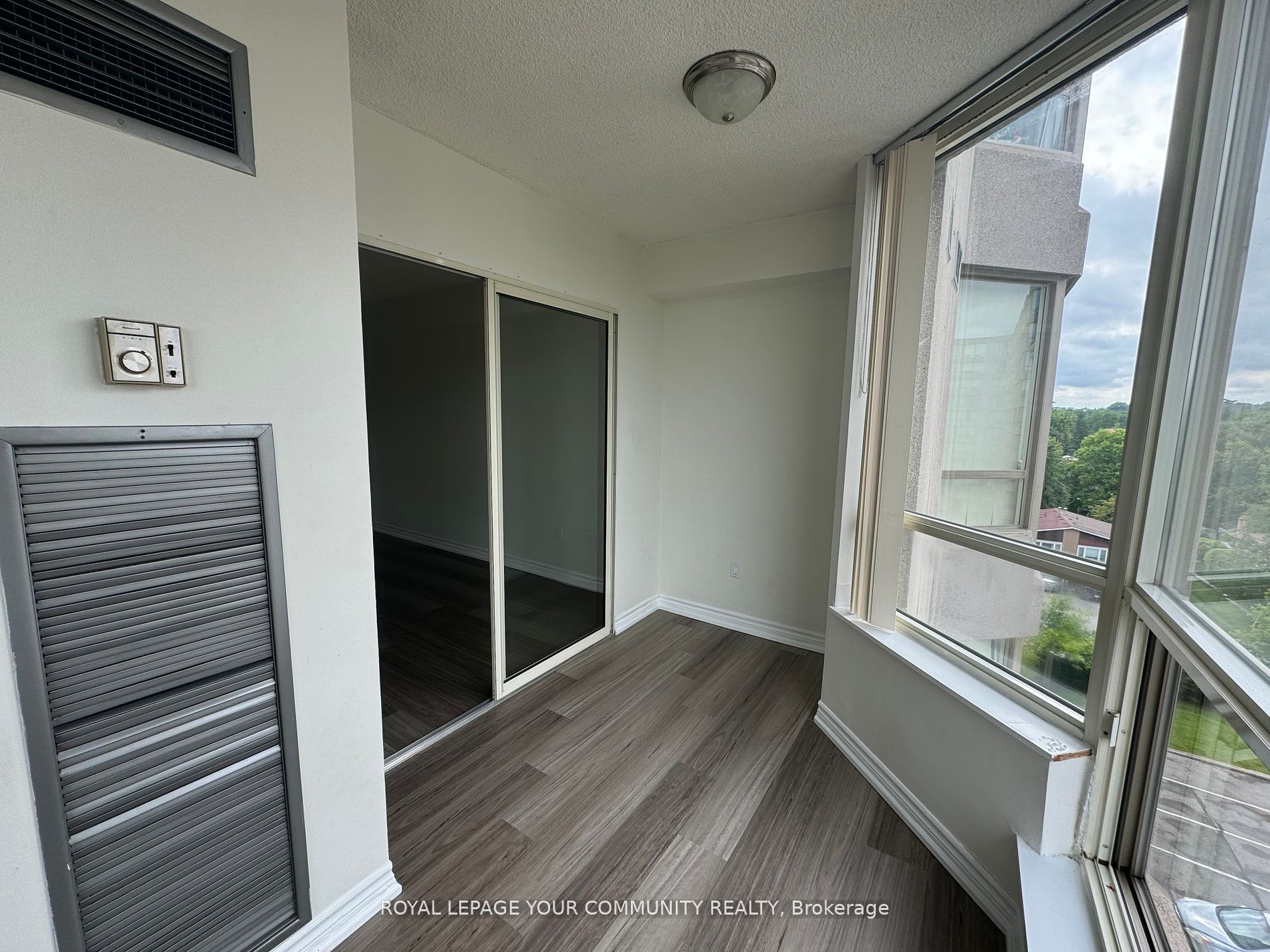 175 Cedar Avenue N, #608