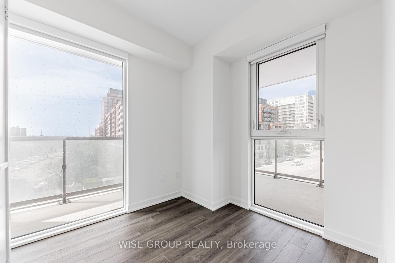 3 Bedrooms Condo at 500 Wilson, Toronto For sale