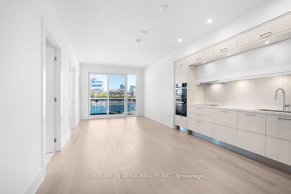 155 Merchants Wharf