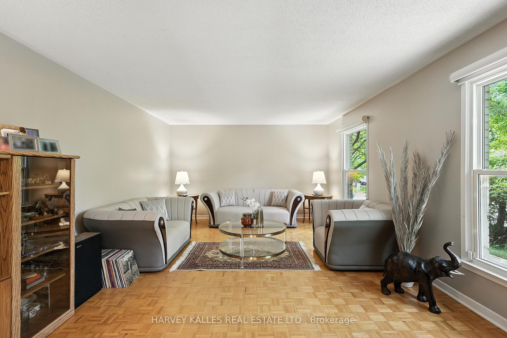 62 Aberfeldy Crescent
