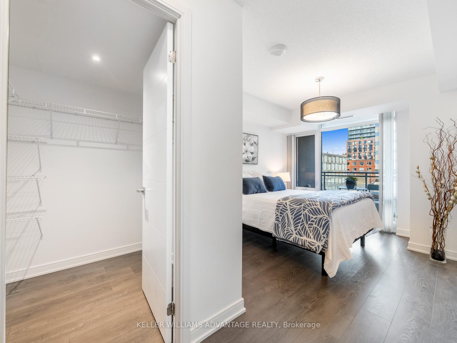 2 Bedrooms Condo at 525 Adelaide, Toronto For sale