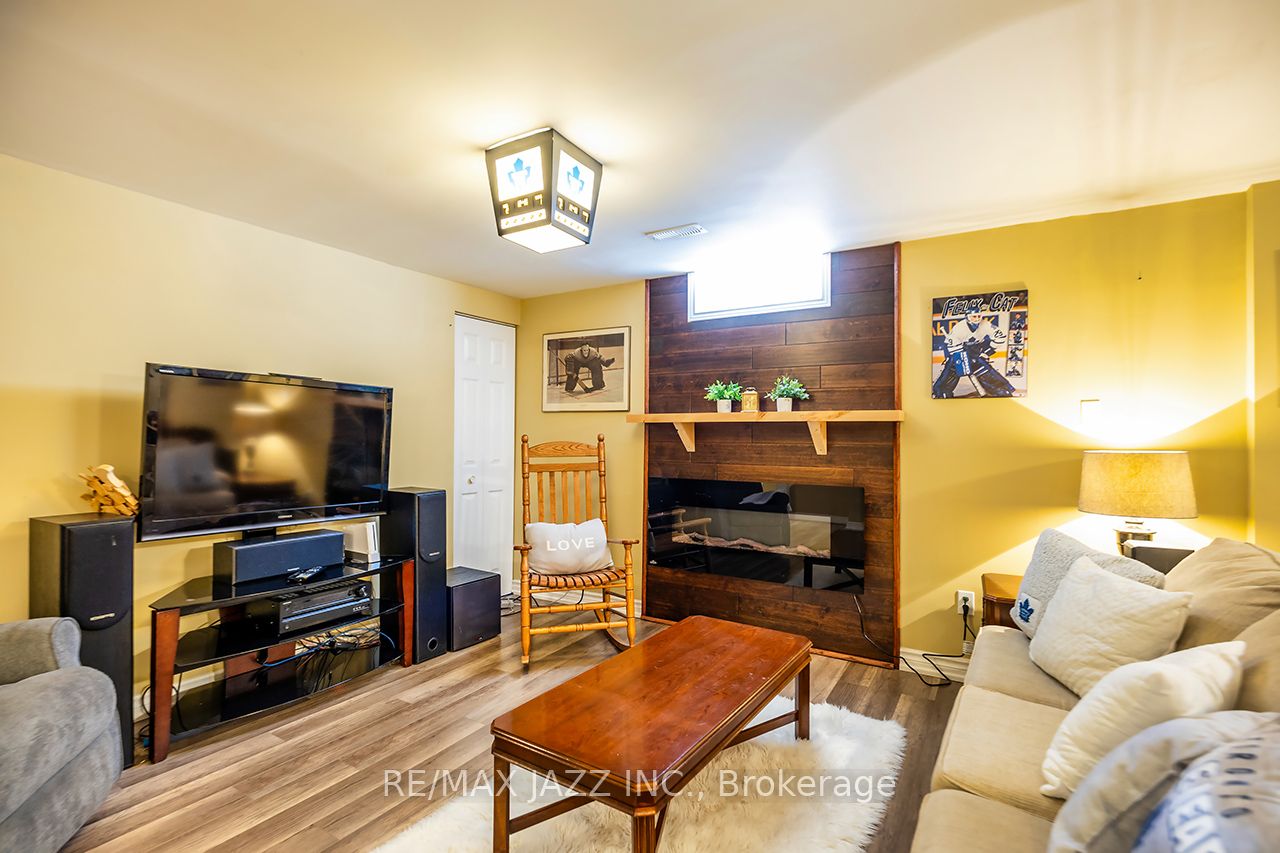 22 Kingswood Drive