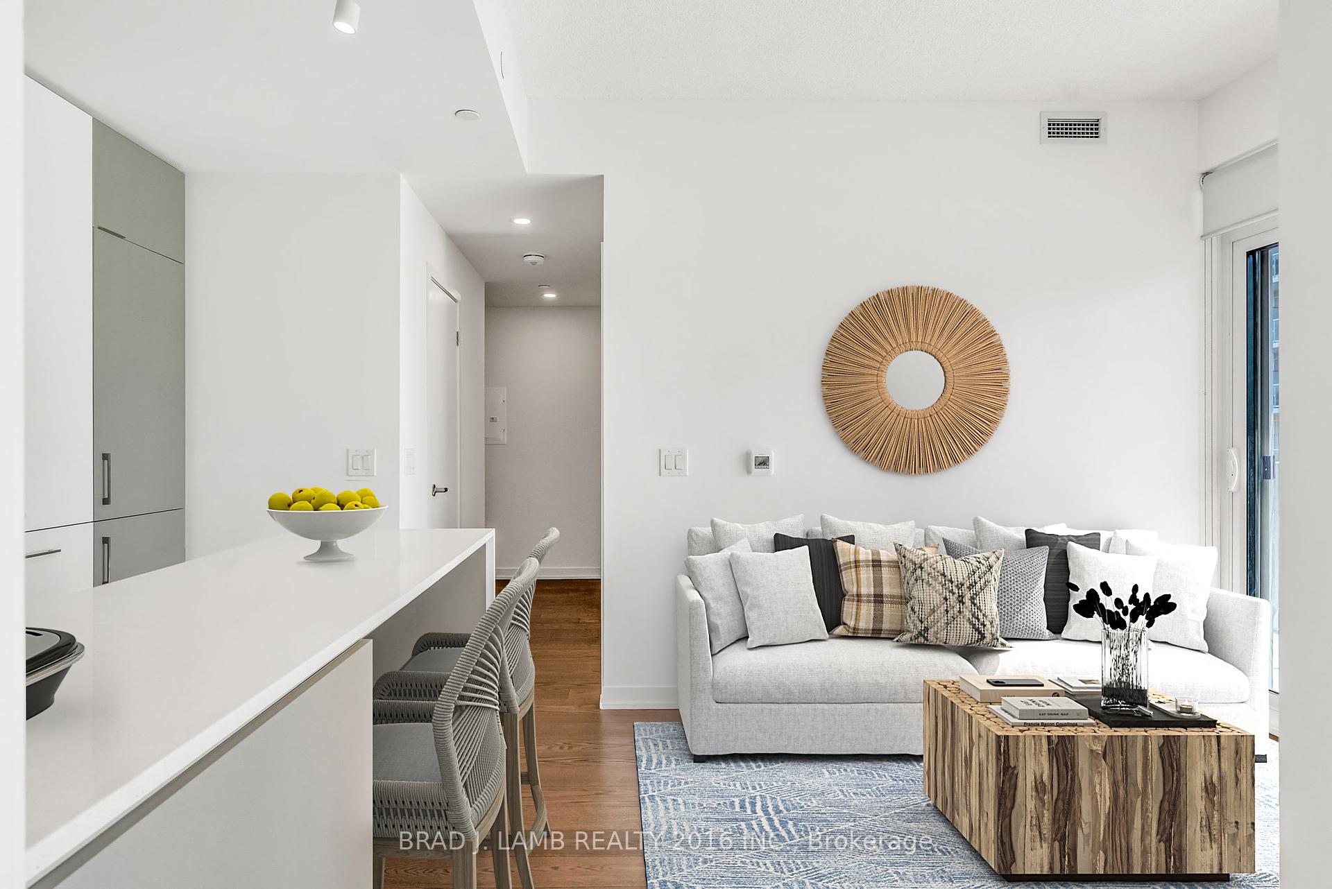 2 Bedrooms Condo at 20 Richardson, Toronto For sale