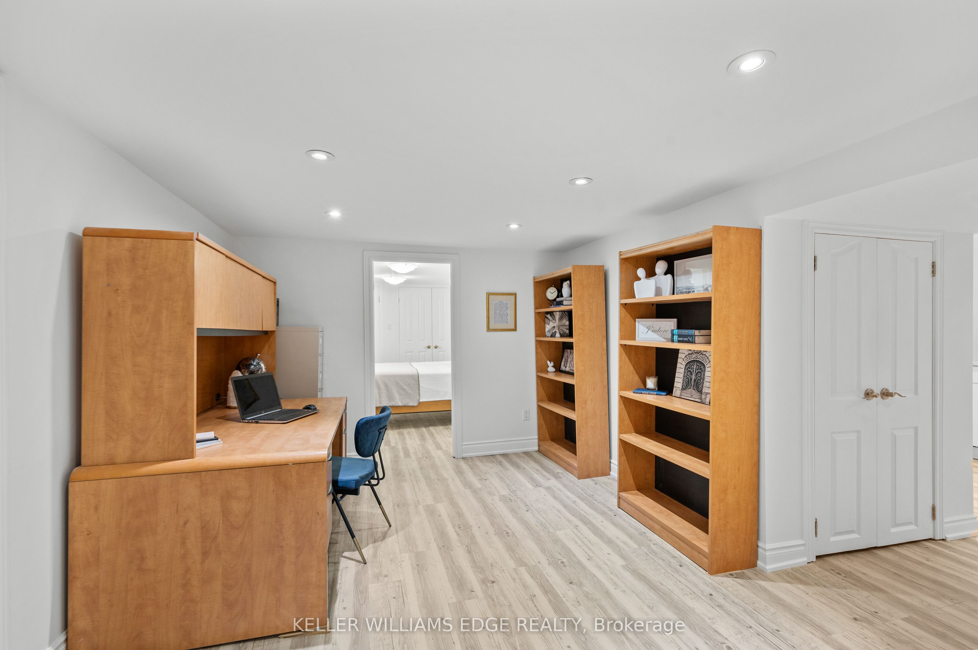 1589 Crediton Parkway