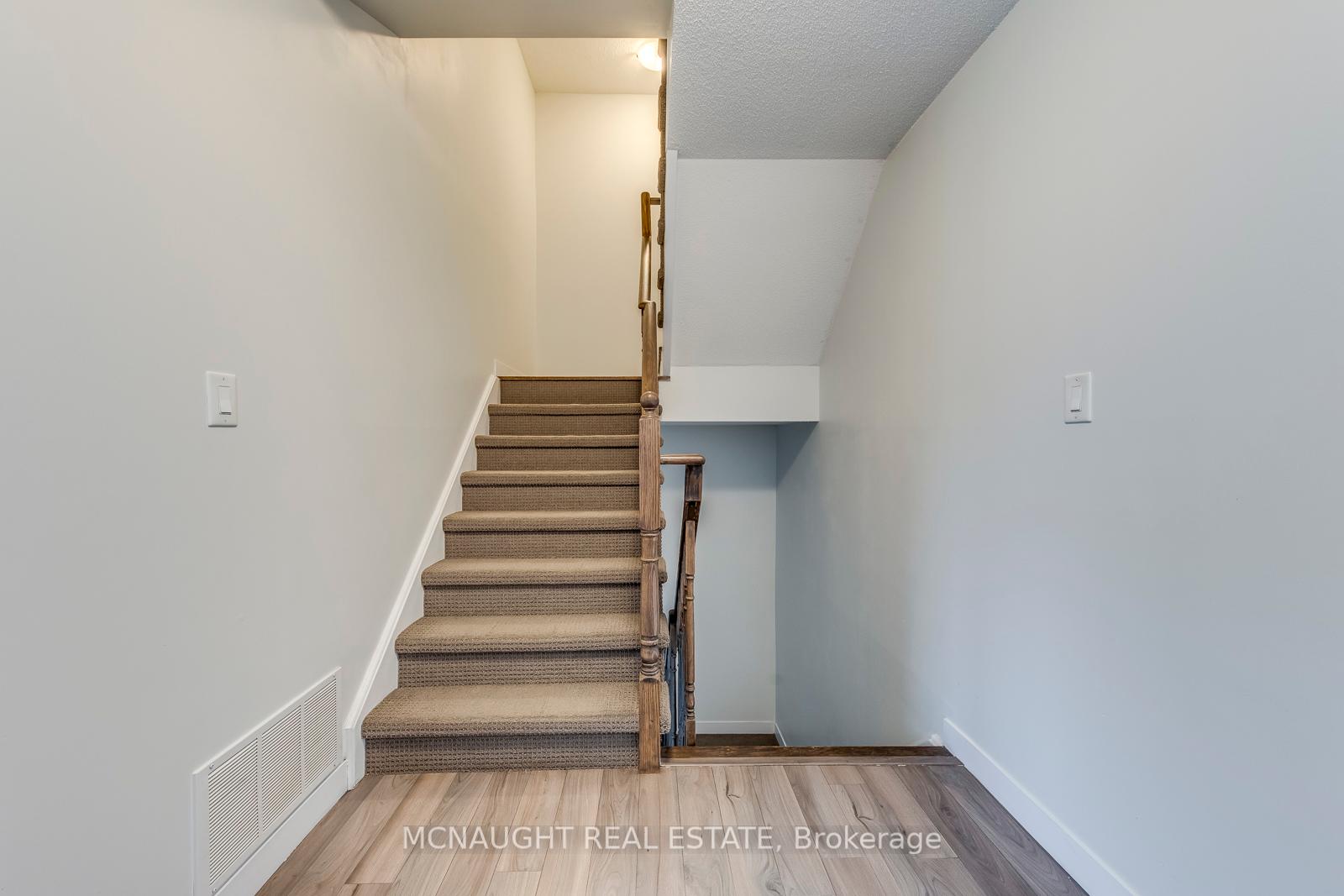 3 Bedrooms Condo at 9 Forbes, Toronto For sale