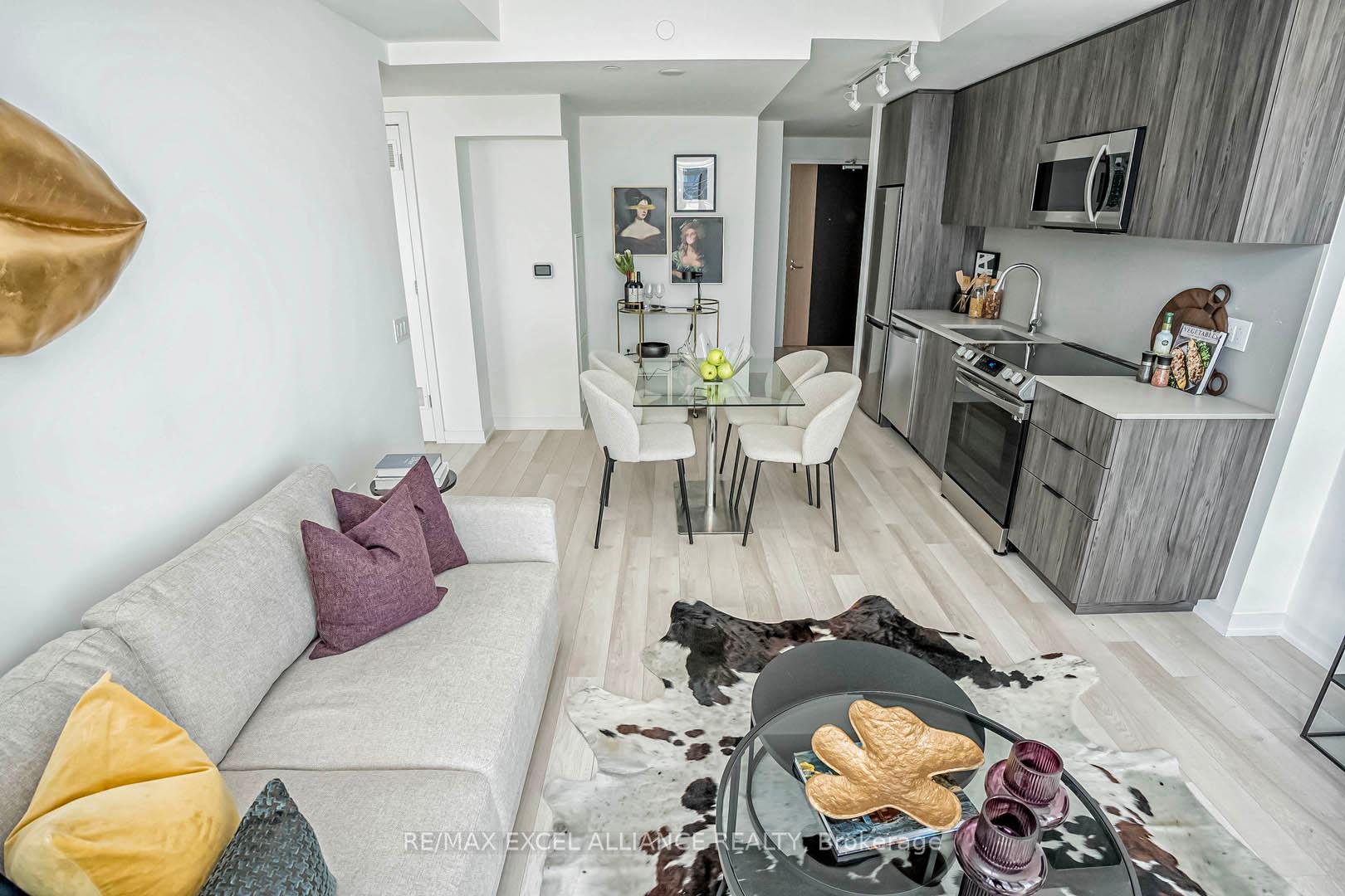 2 Bedrooms Condo at 50 Power,  Toronto For sale