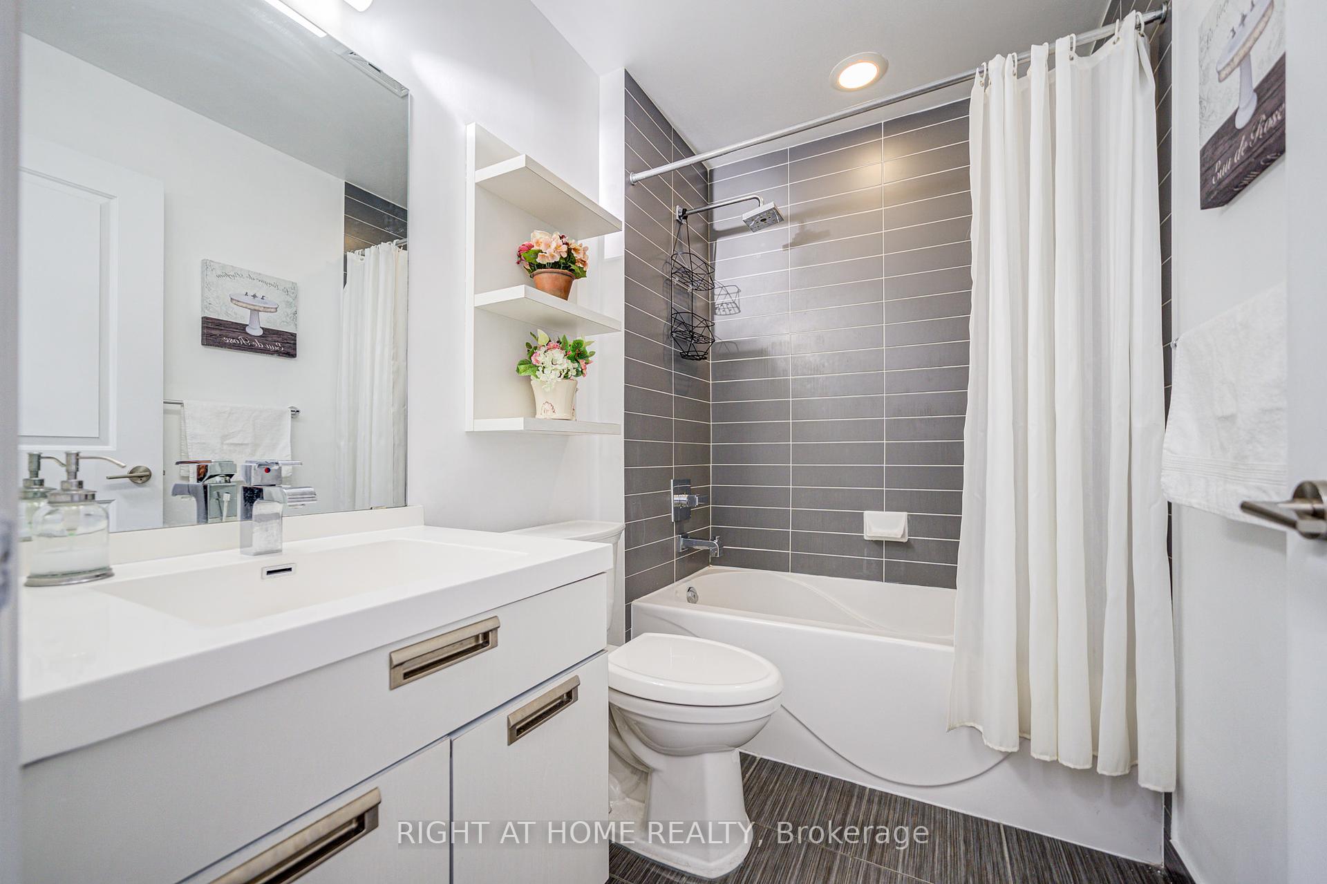2 Bedrooms Condo at 28 Ted Rogers, Toronto For sale