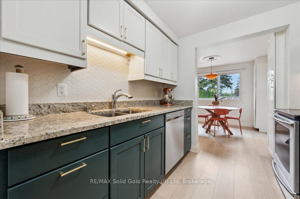 104 Kingswood Drive, #17