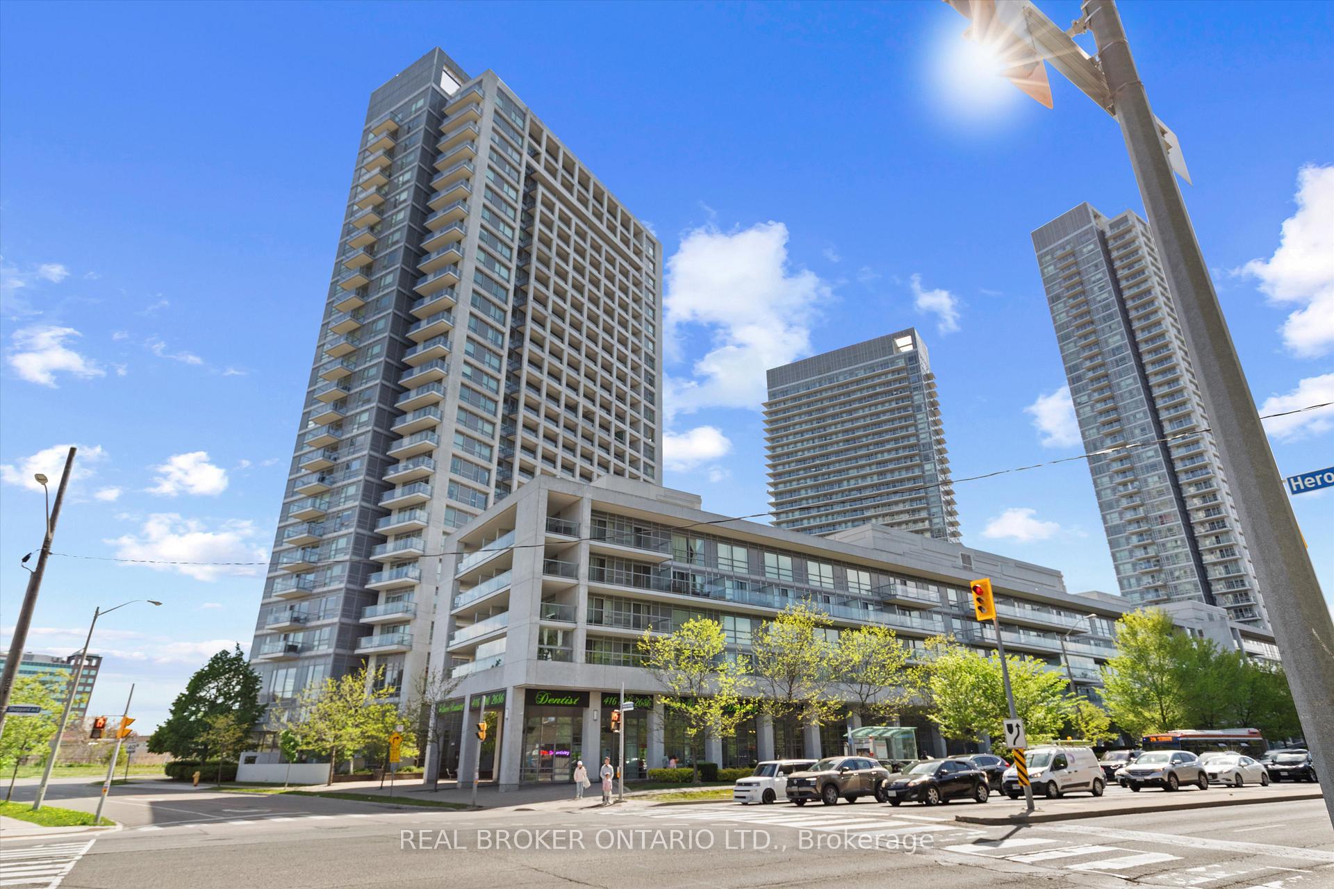 1 Bedroom Condo at 2035 Sheppard, Toronto For sale