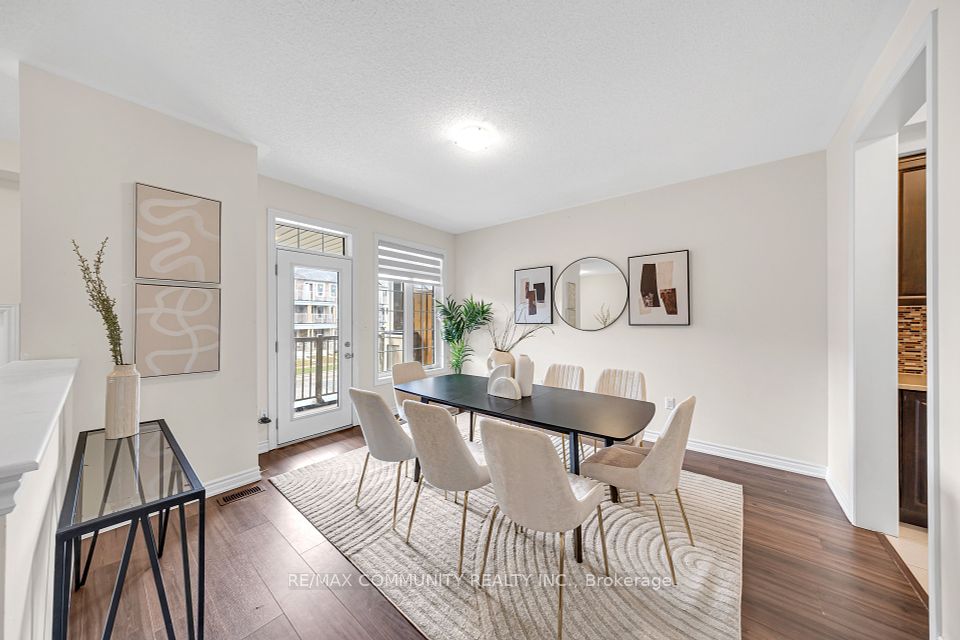 2205 Grainger Loop, Innisfil, ON L9S 0S6