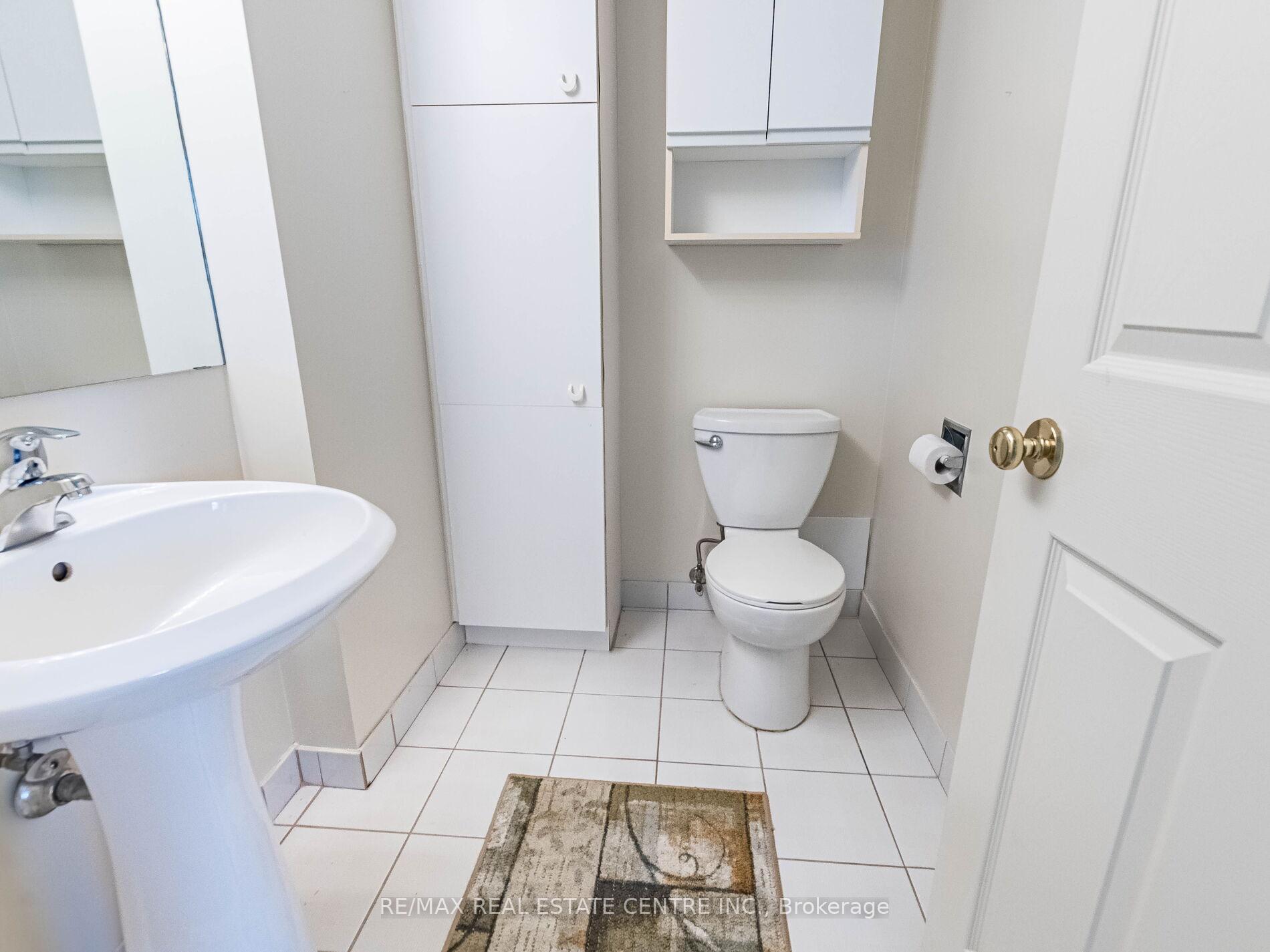 1 Bedroom Condo at 55 Elm, Mississauga For sale