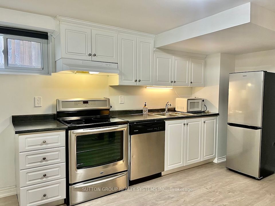 145 Bathgate Drive