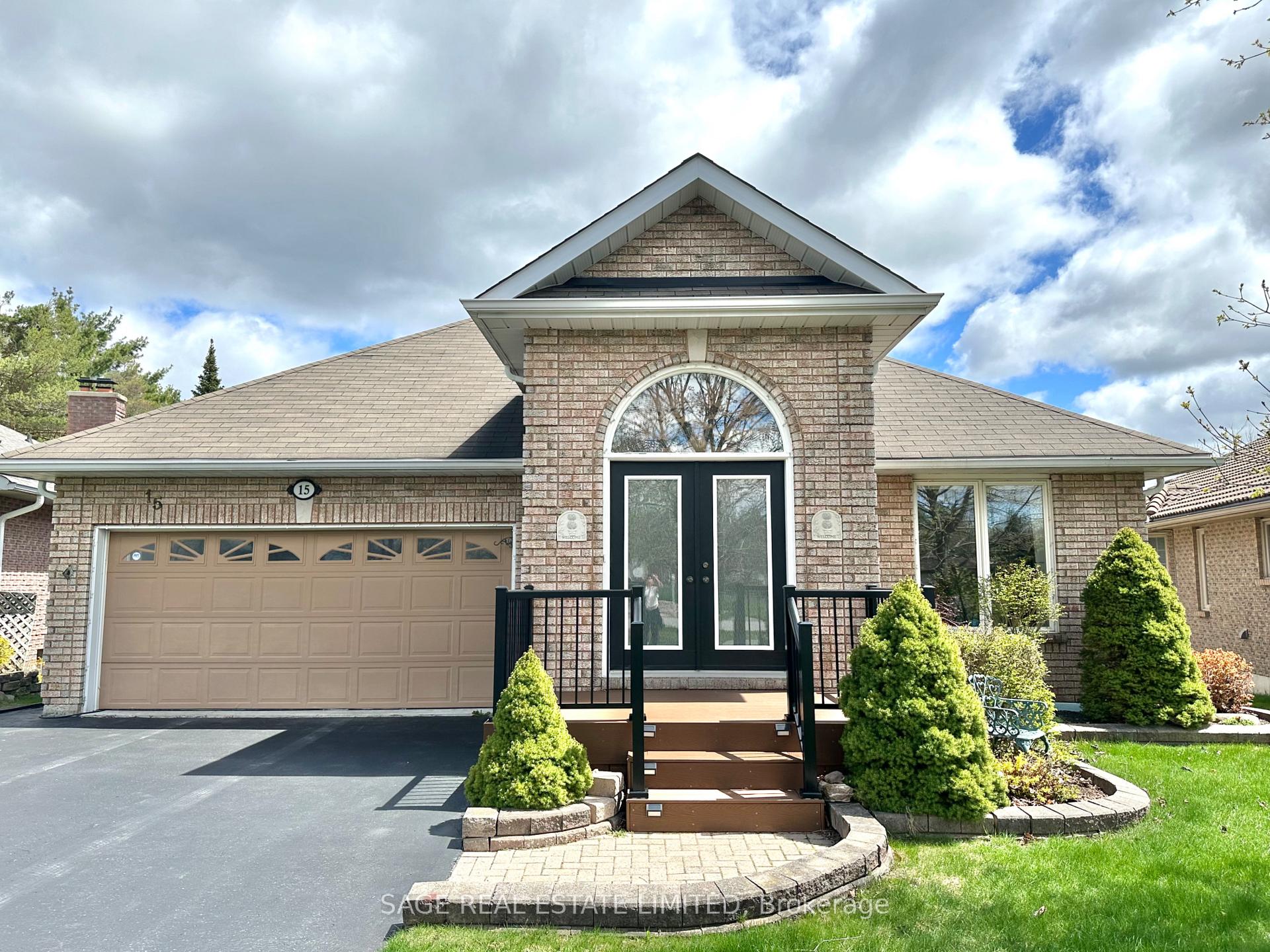 15 Hillview Drive, Kawartha Lakes, ON K0M 1A0