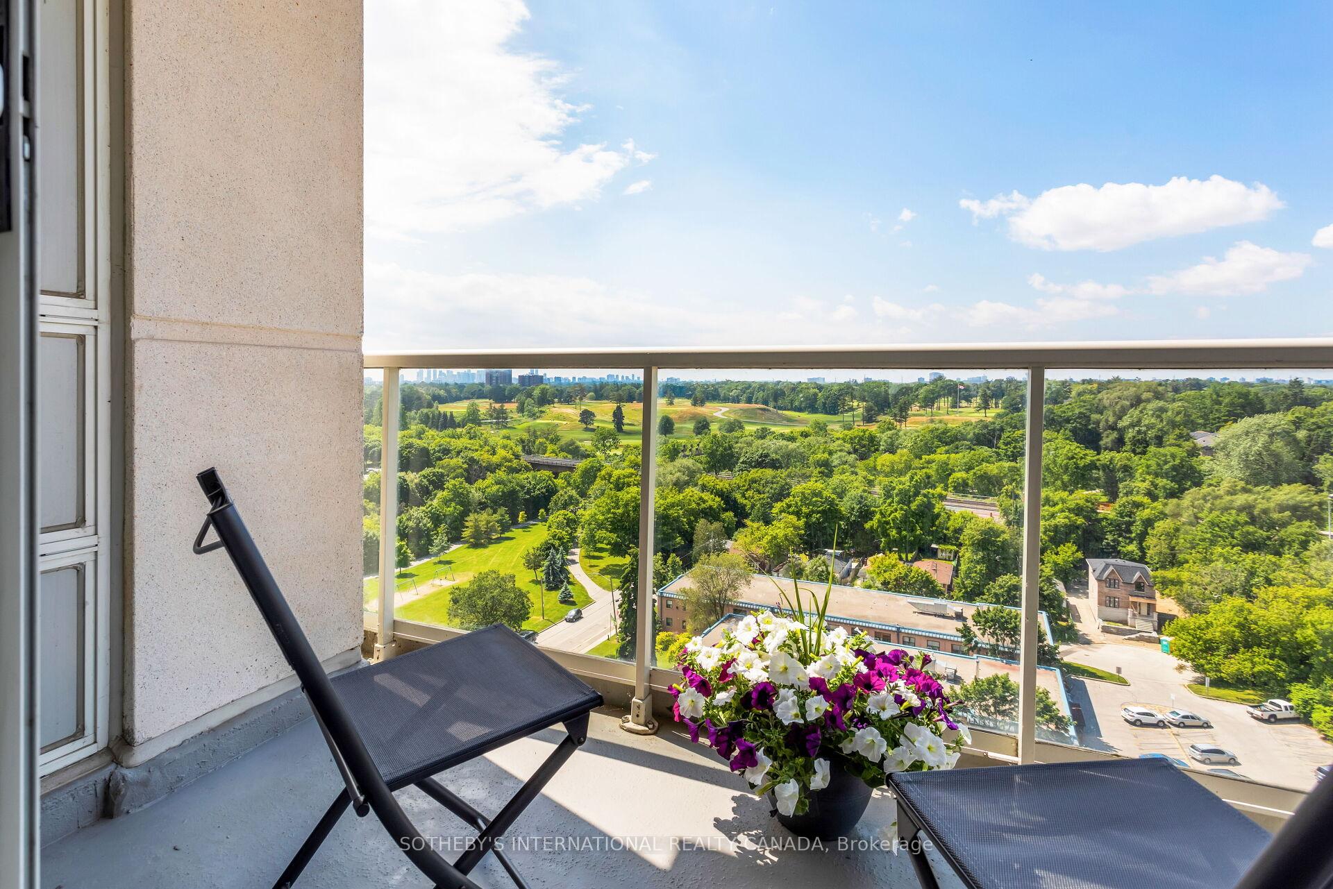 2 Bedrooms Condo at 3865 Lake Shore, Toronto For sale