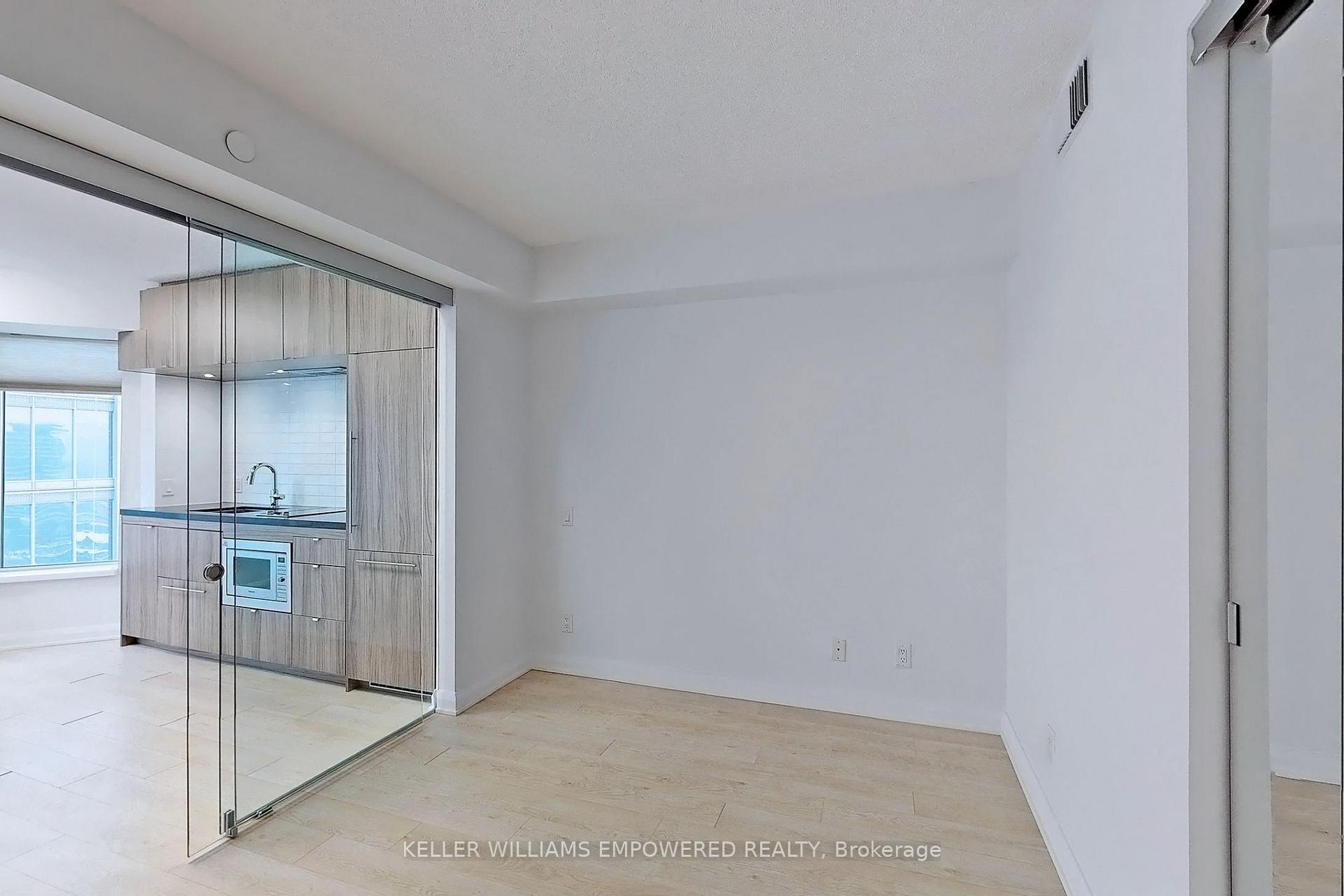 1 Bedroom Condo at 155 Yorkville,  Toronto For sale