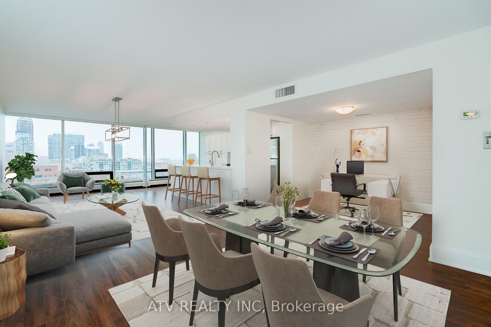 2 Bedrooms Condo at 30 Wellington, Toronto For sale