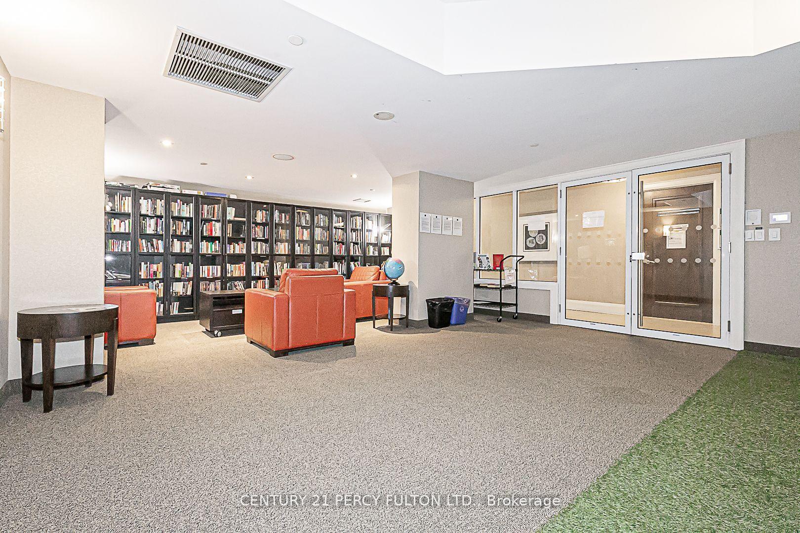 3 Bedrooms Condo at 10 Bloorview,  Toronto For sale