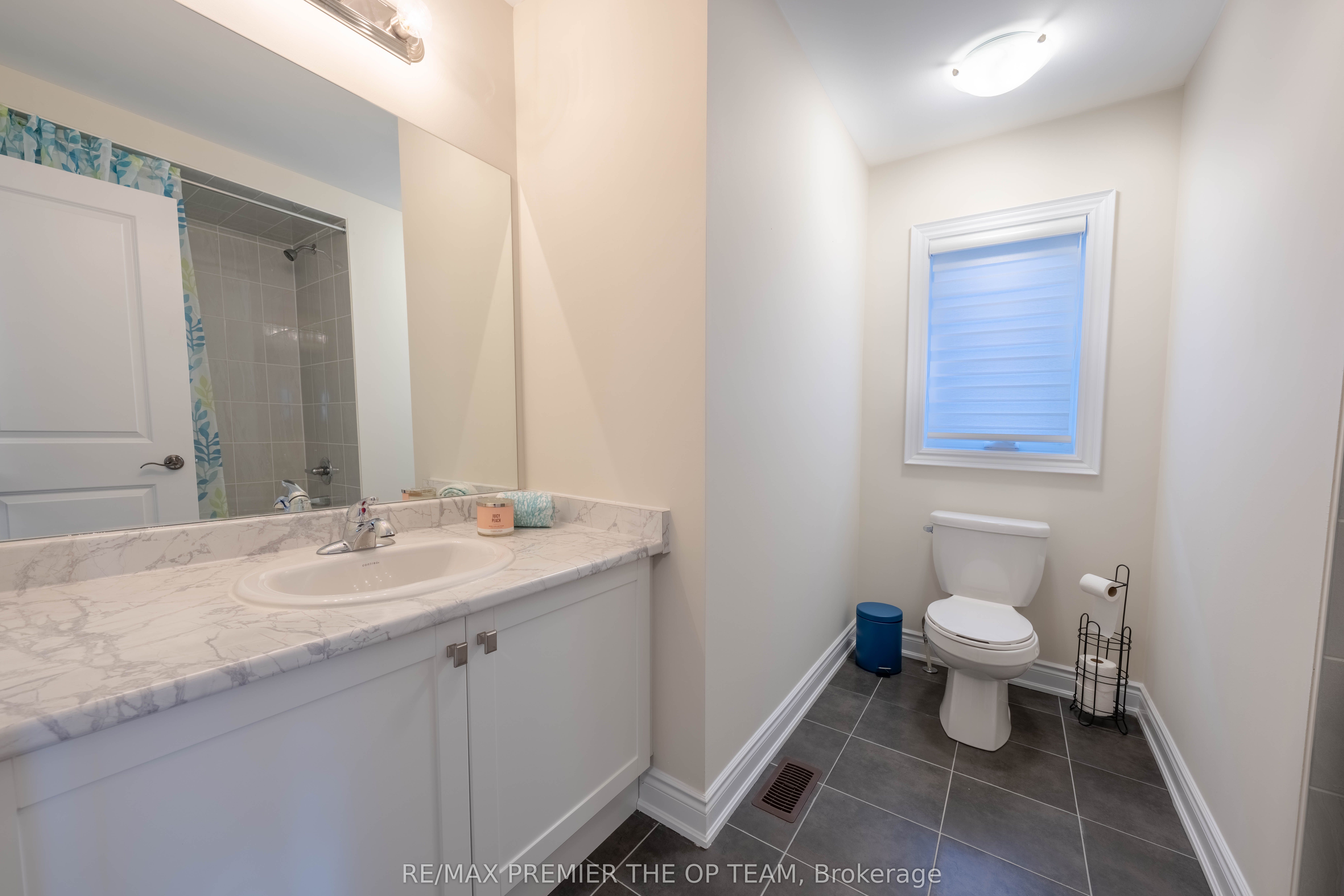 53 Janes Crescent