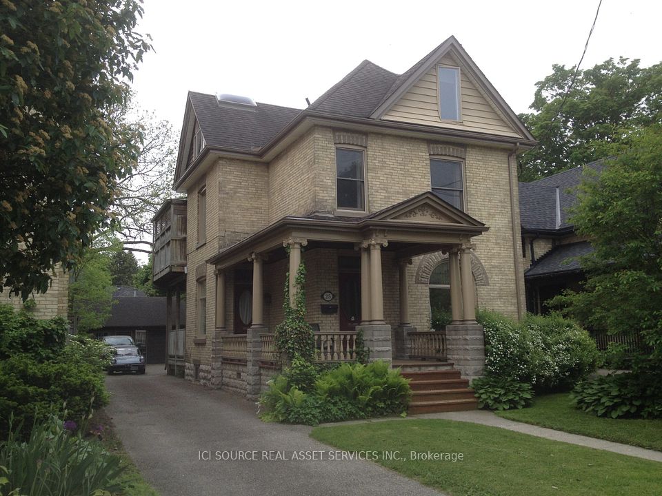 25 Beaconsfield