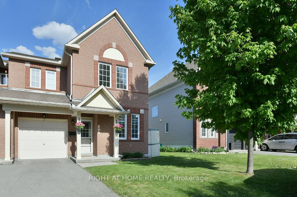 23 Gatesbury