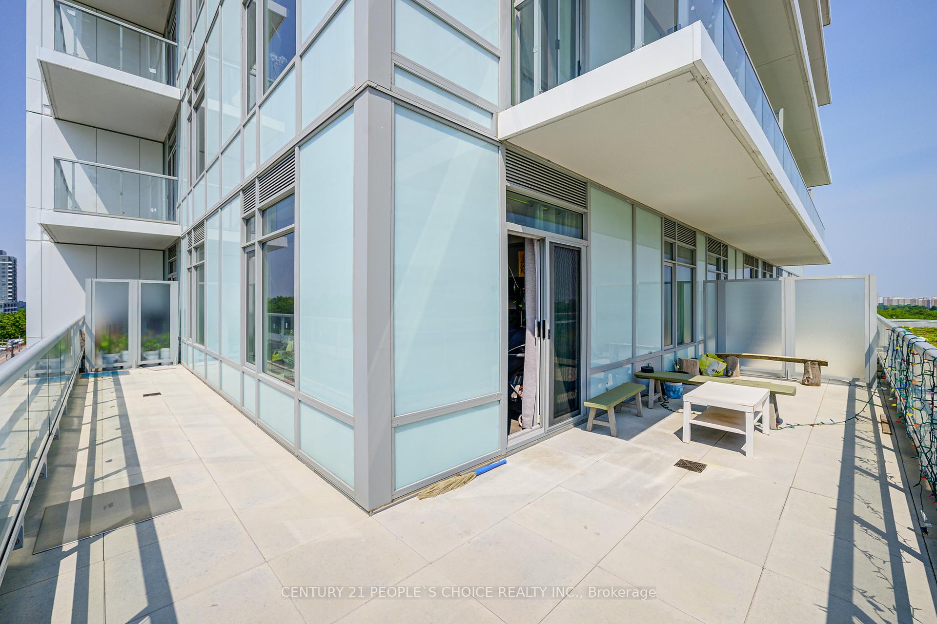 2 Bedrooms Condo at 3220 Sheppard, Toronto For sale