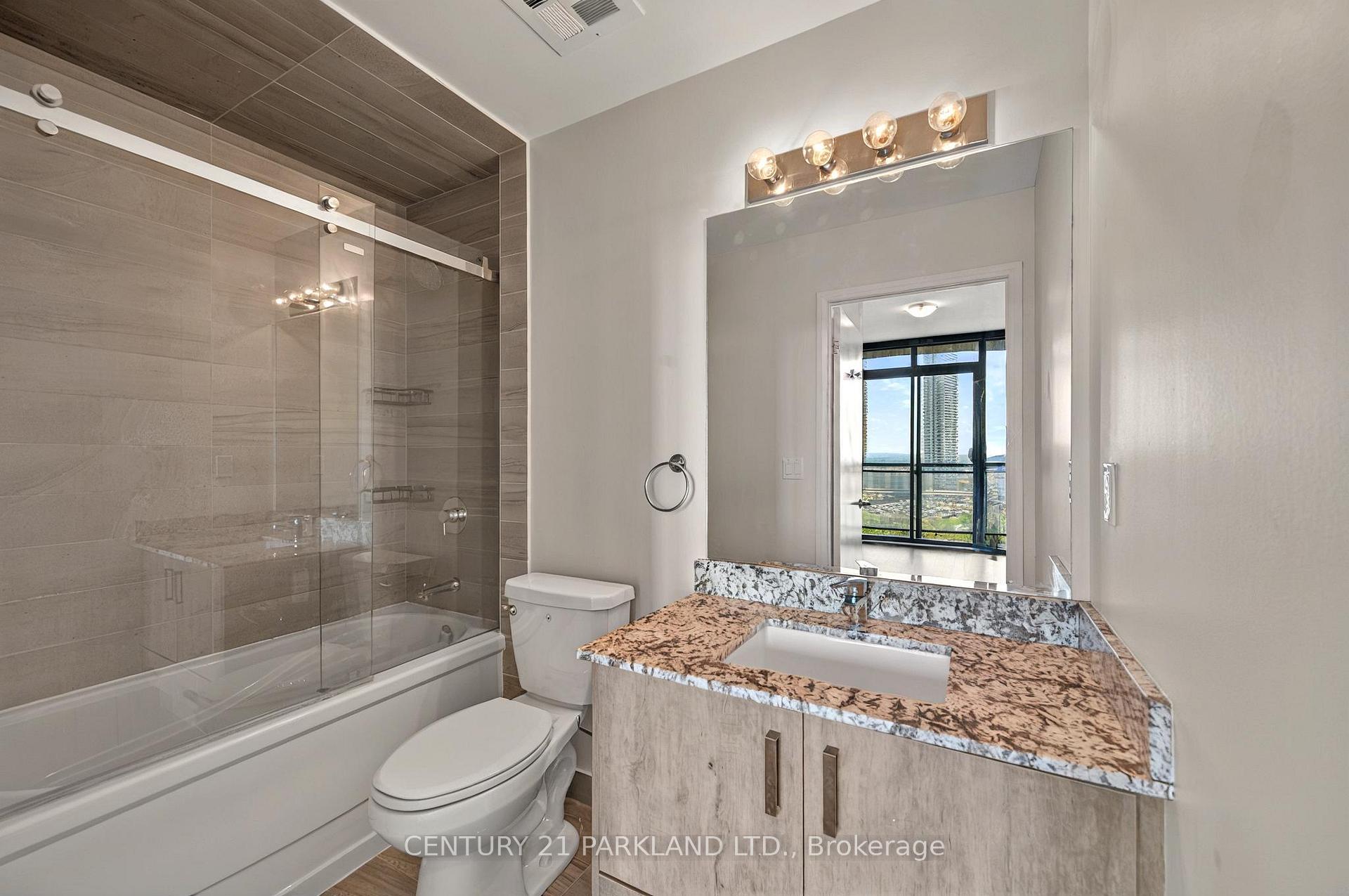 2 Bedrooms Condo at 2900 Highway 7, Vaughan For sale