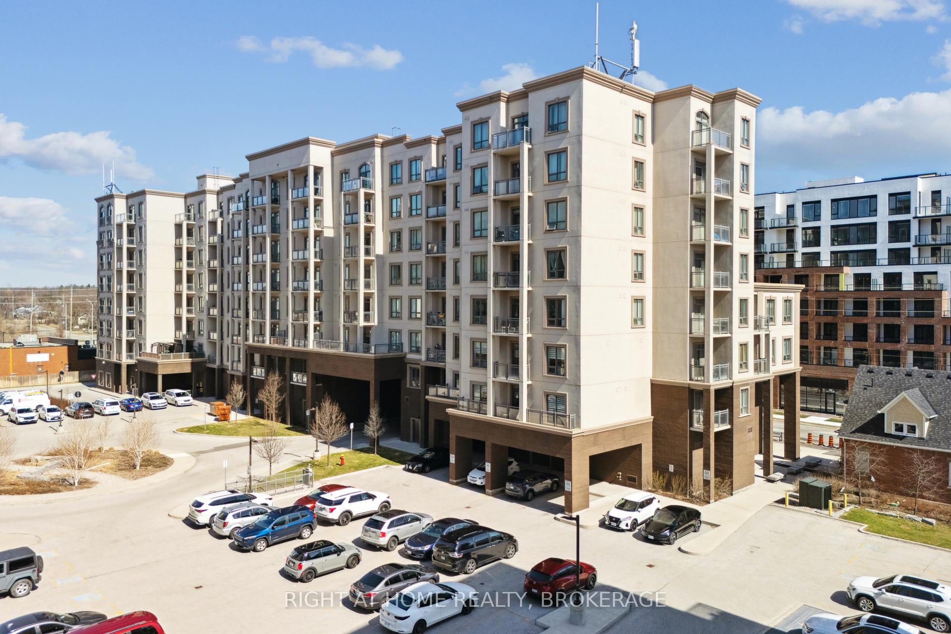 1 Bedroom Condo at 2486 Old Bronte, Oakville For sale