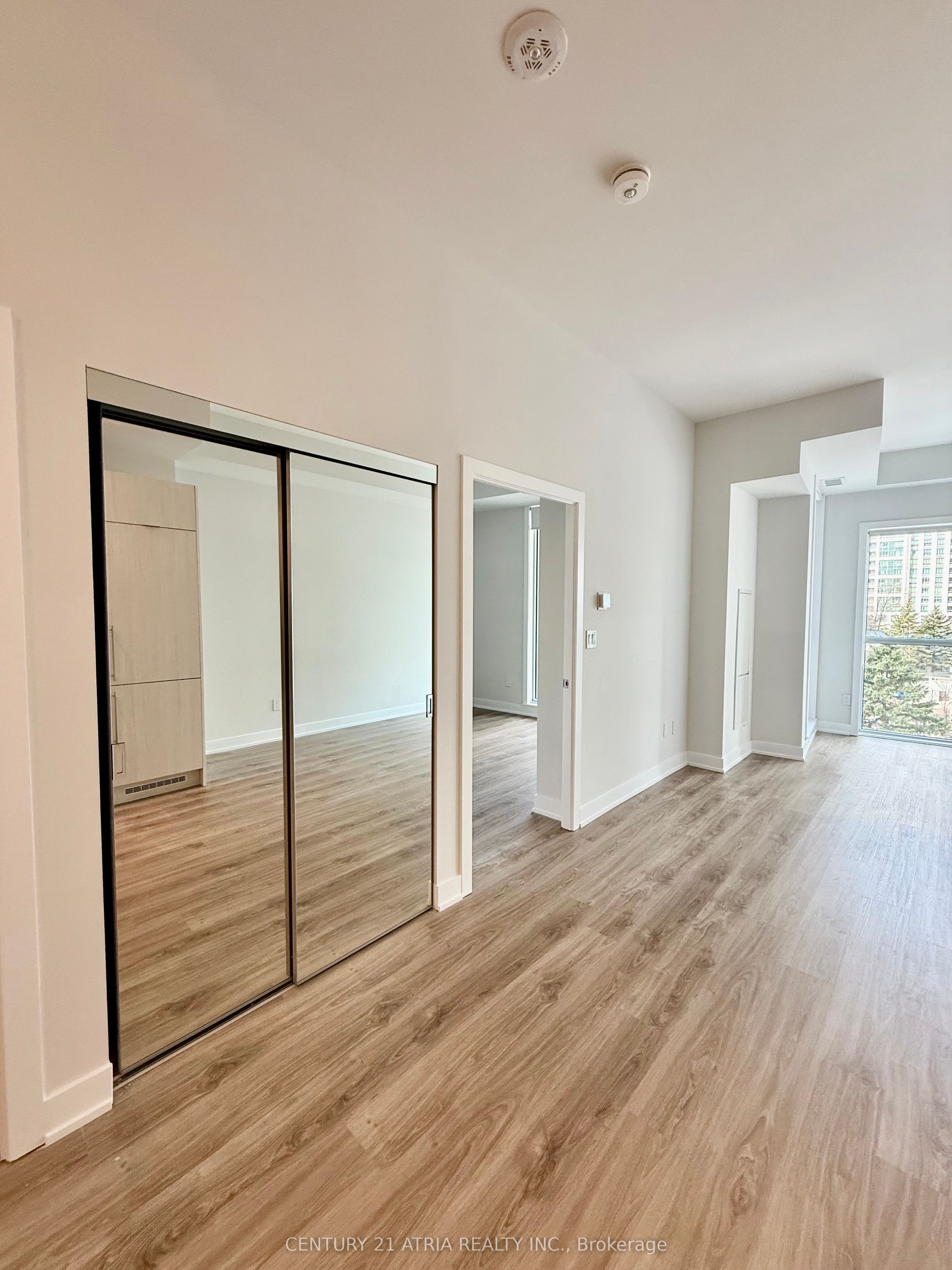 430 Square one Drive, #323