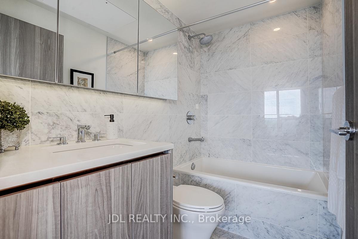 3 Bedrooms Condo at 95 Mcmahon, Toronto For sale