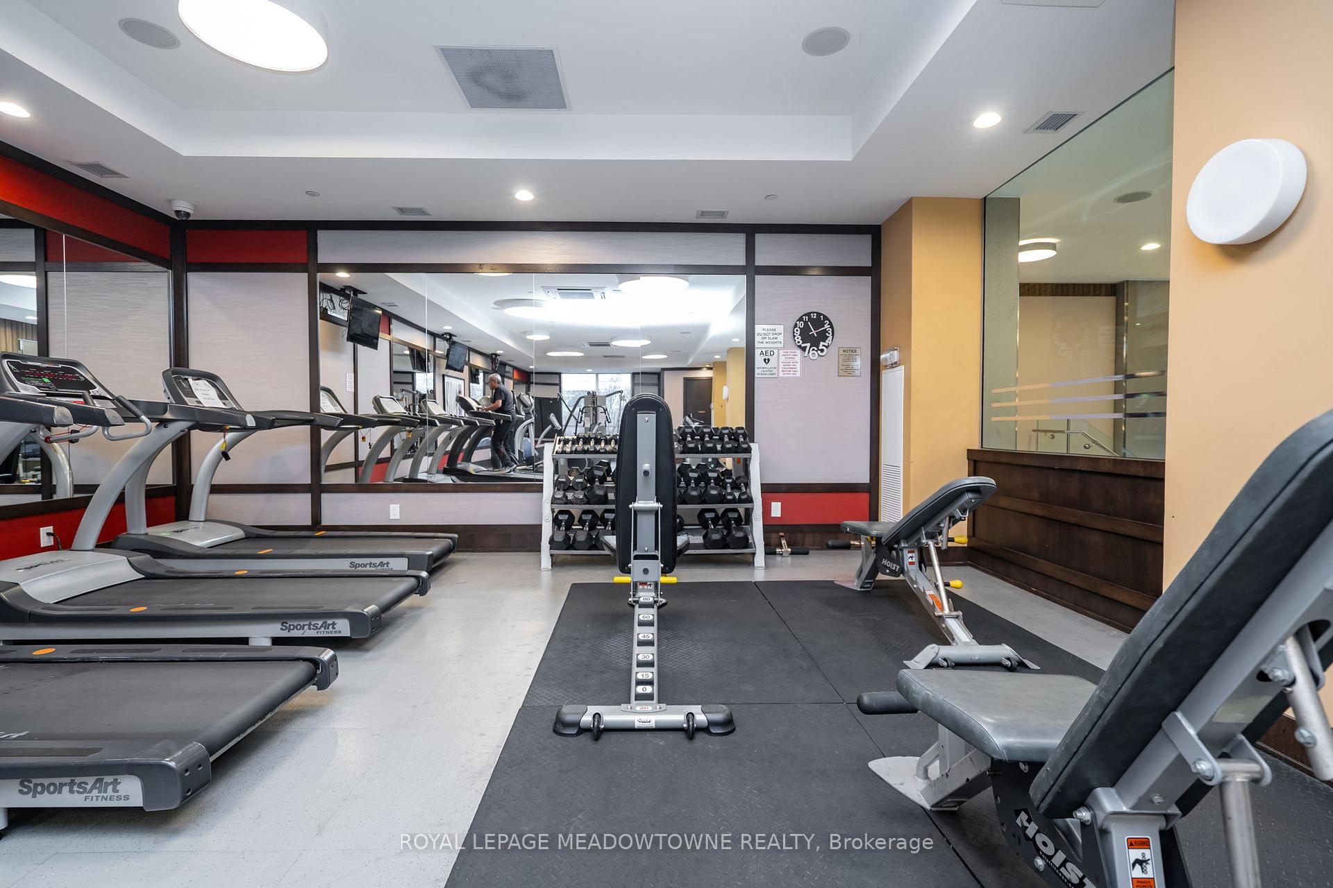 2 Bedrooms Condo at 2 Eva,  Toronto For sale