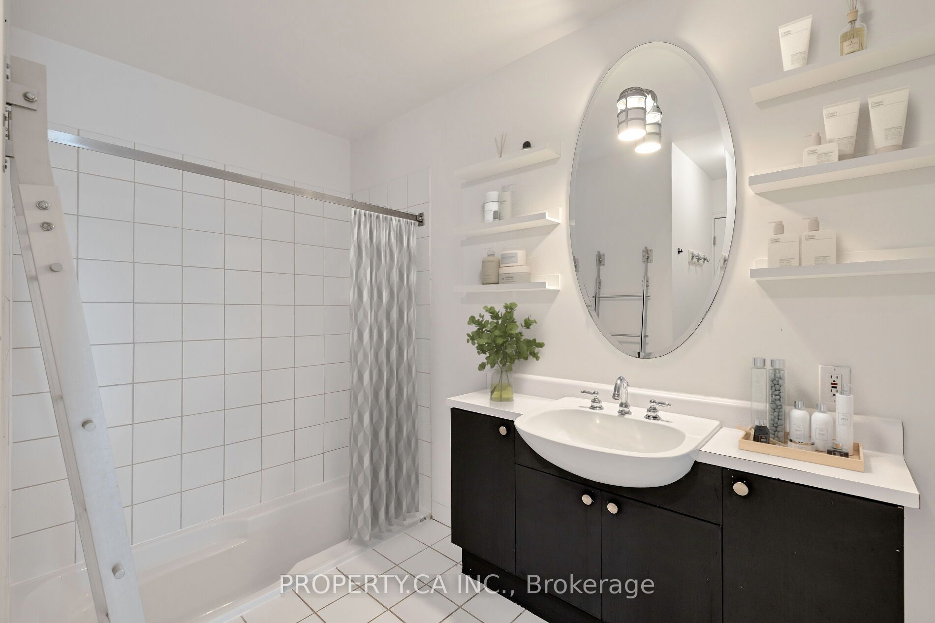 155 Dalhousie Street, #1017