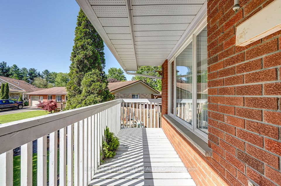 101 Clarence Street, Aylmer, ON N5H 3E5