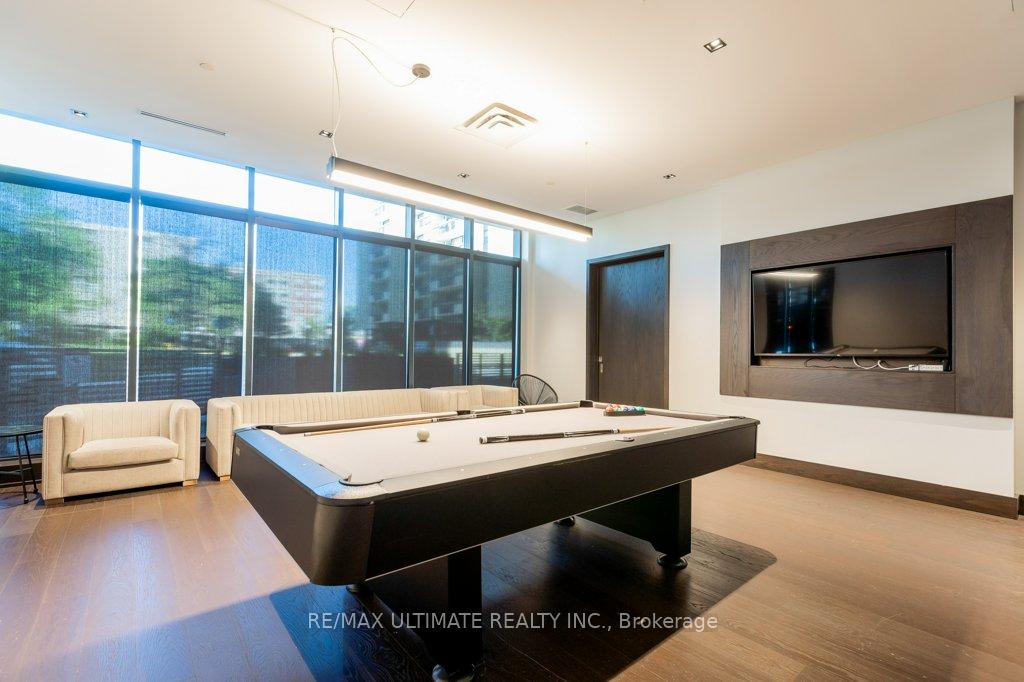 2 Bedrooms Condo at 1461 Lawrence, Toronto For sale