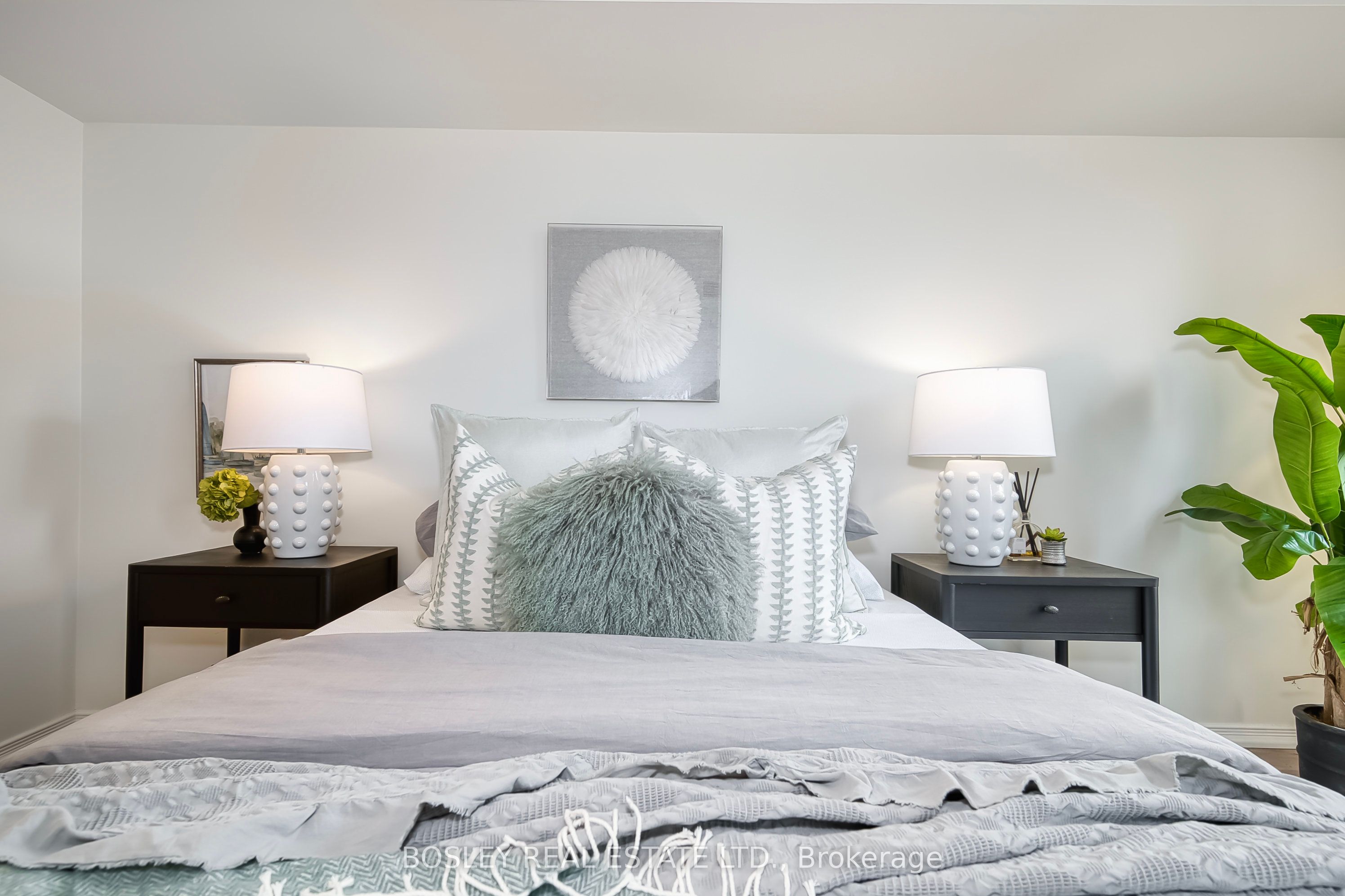 51 Harrison Garden Boulevard, #203