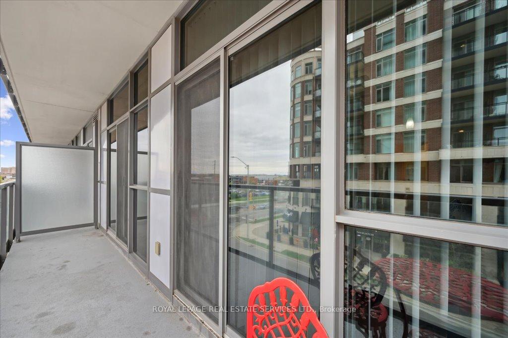 1 Bedroom Condo at 1940 Ironstone, Burlington For sale