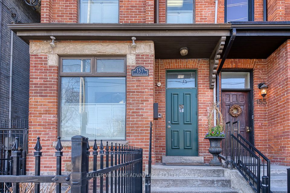 157 Gerrard Street, Toronto, ON M5A 2E4
