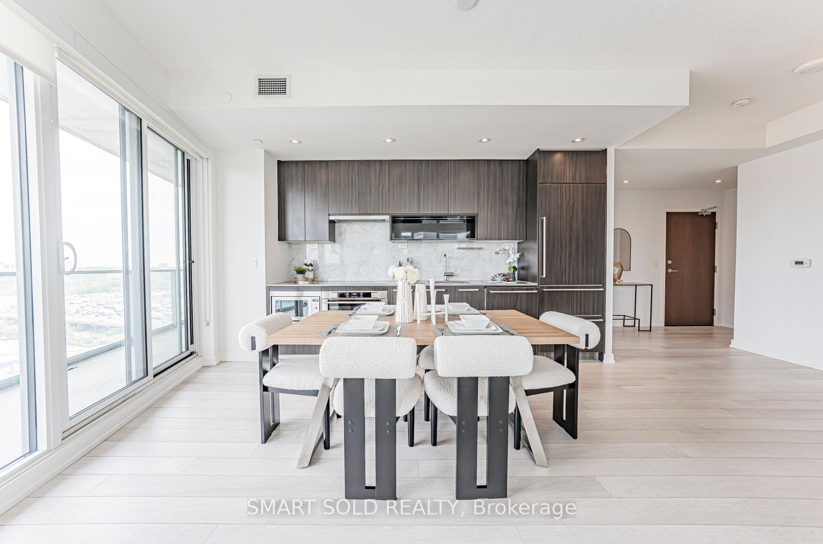 2 Bedrooms Condo at 117 Mcmahon, Toronto For sale