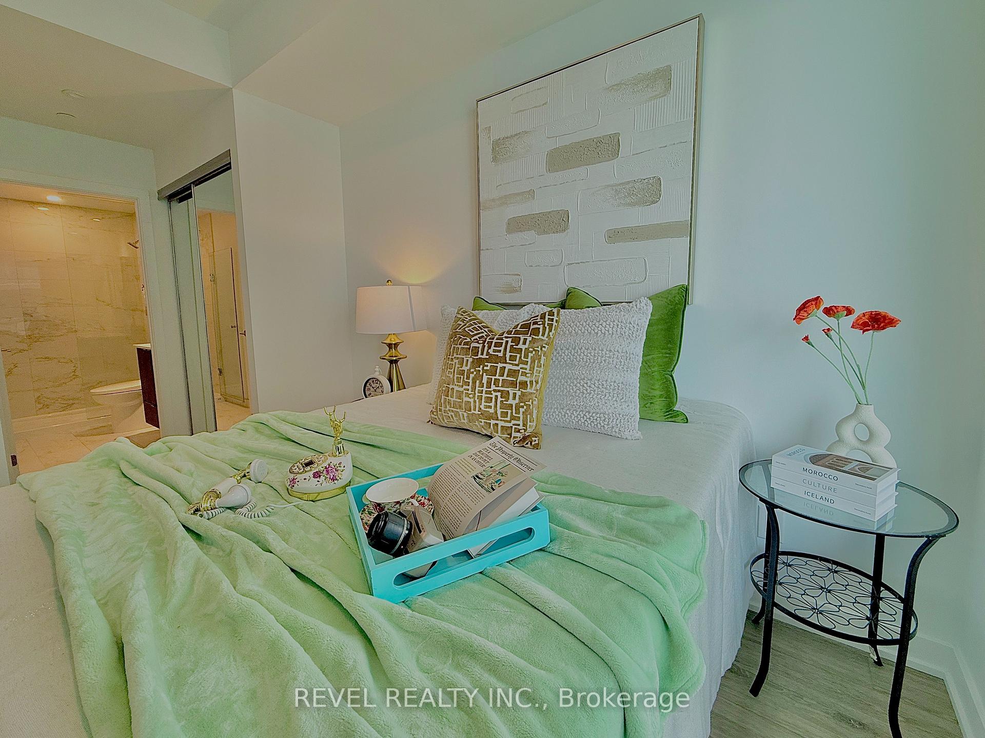 3 Bedrooms Condo at 1928 Lake Shore, Toronto For sale