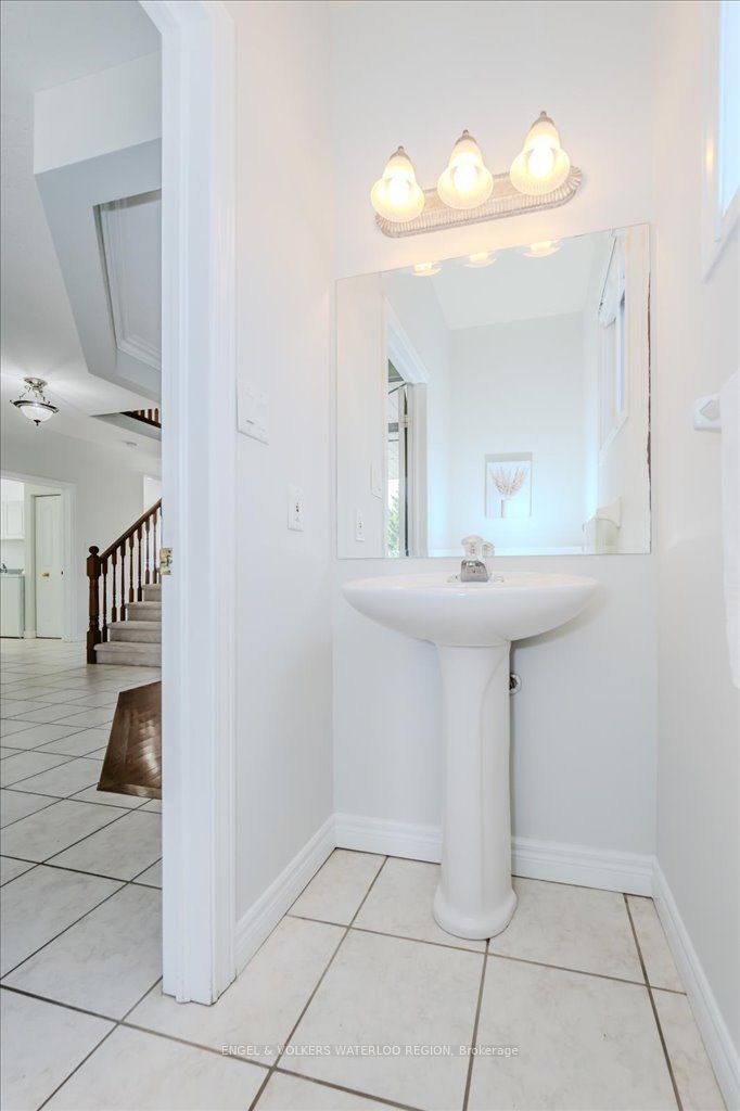 705 Breakwater Crescent