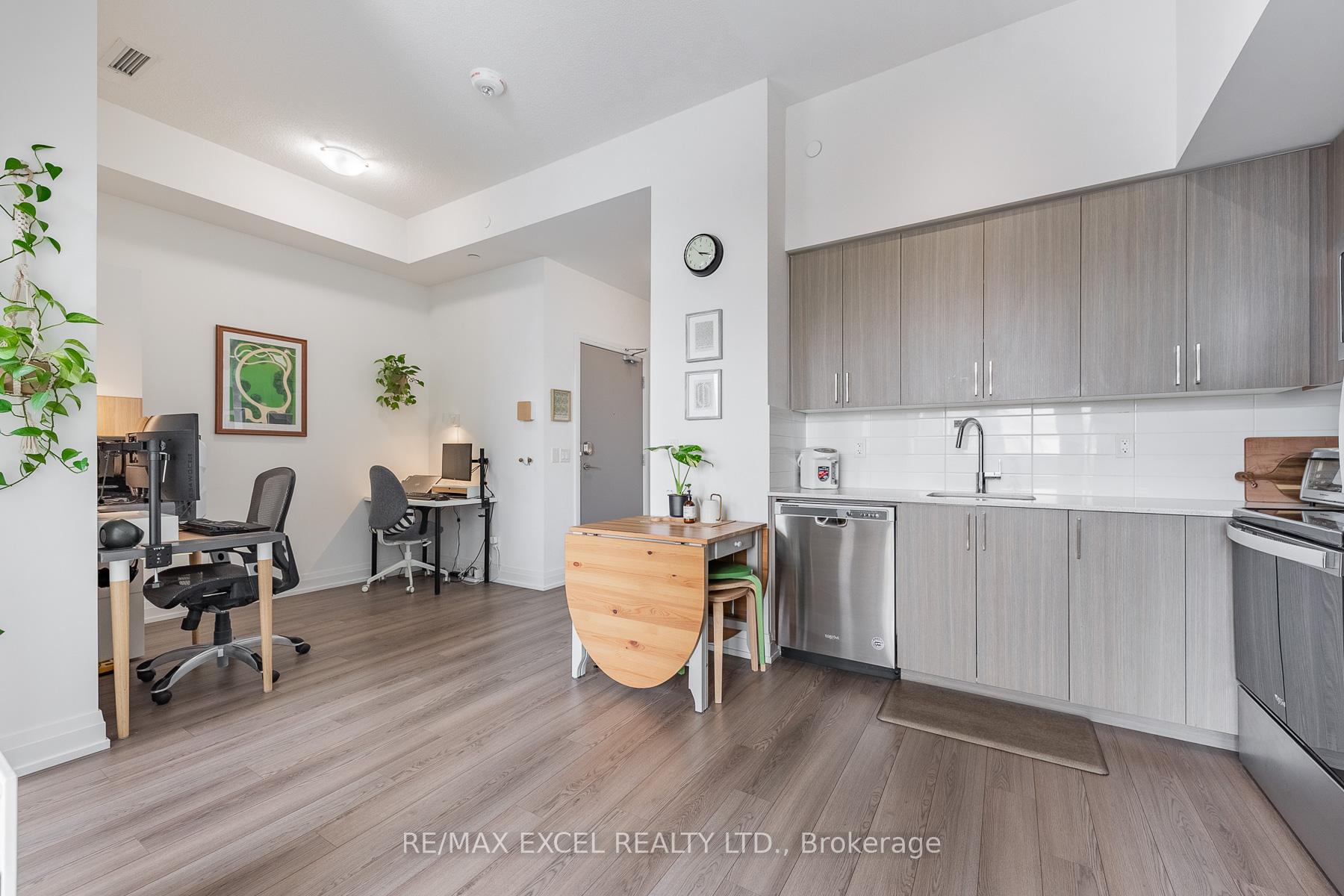 2 Bedrooms Condo at 3121 Sheppard Avenue, Toronto For sale