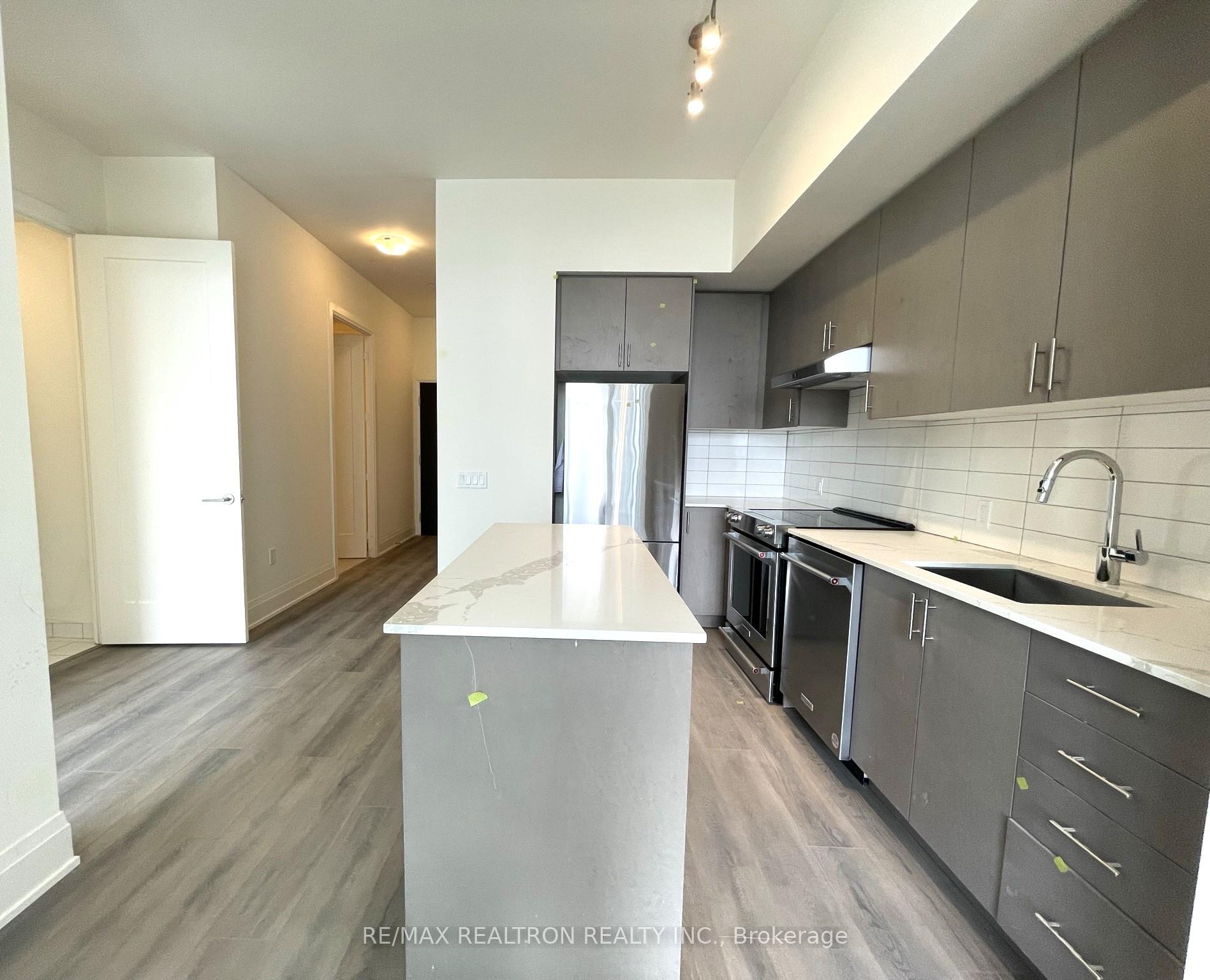 1 Bedroom Condo at 9000 Jane, Vaughan For sale