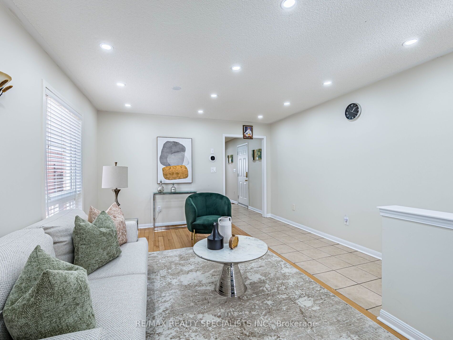 18 Jessop Drive