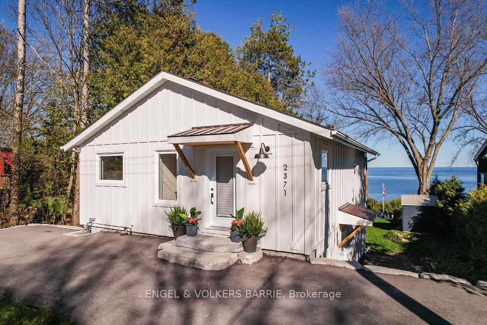 2371 Lakeshore Road, Oro-Medonte, ON L0L 1T0