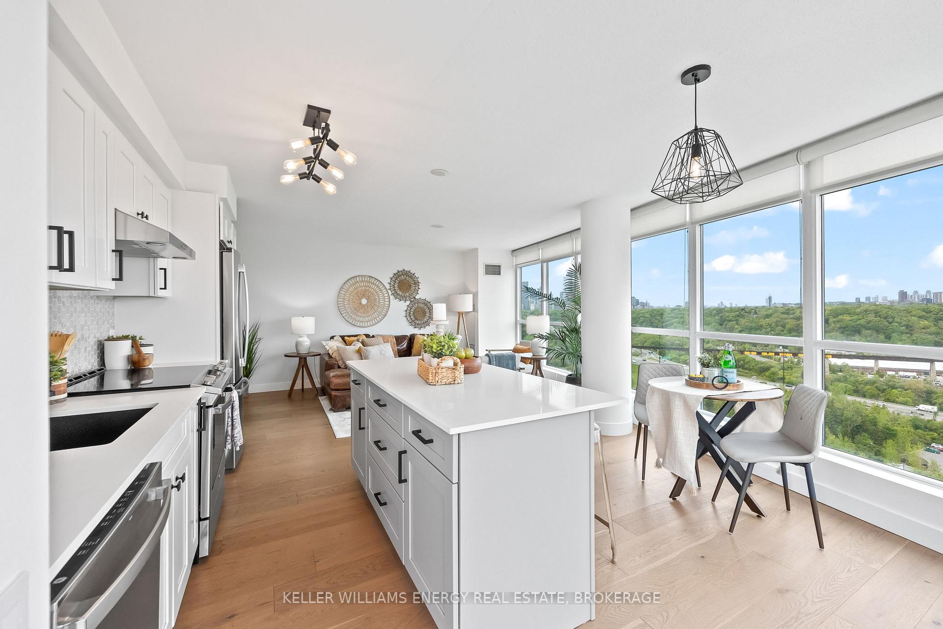 2 Bedrooms Condo at 1048 Broadview, Toronto For sale